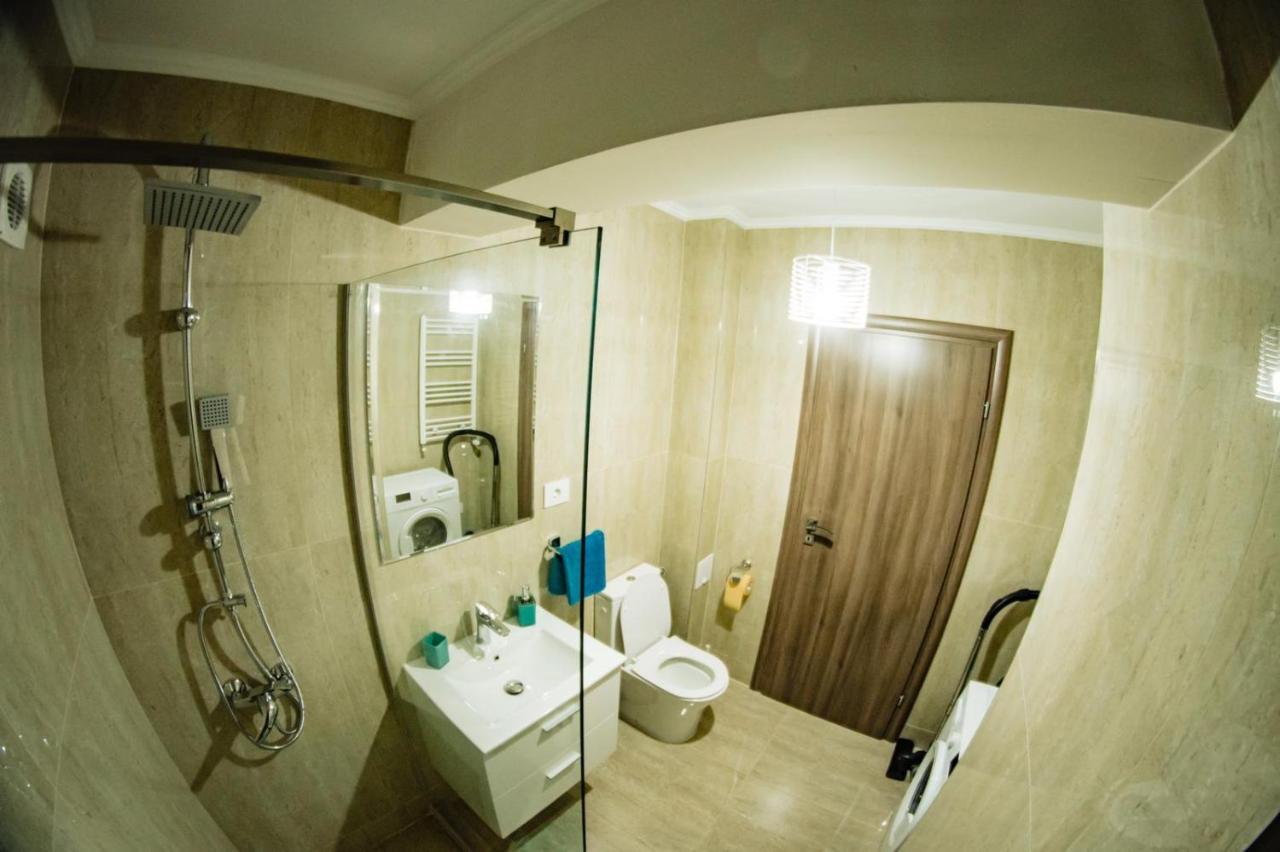 Apartment Gabriela'S Home Oradea Dış mekan fotoğraf